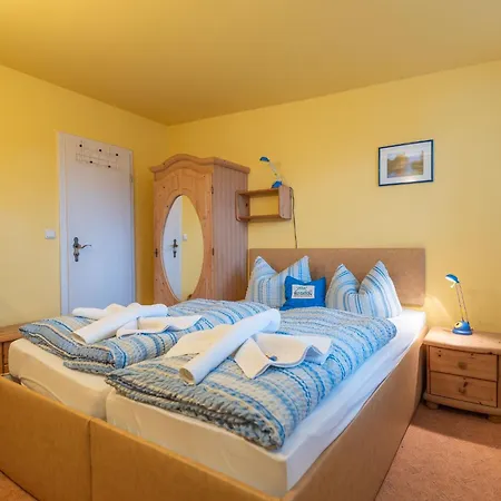 4 Kiefern Ruhige, Strandnahe Lage